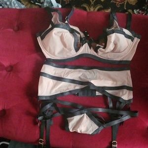 Agent provocateur set